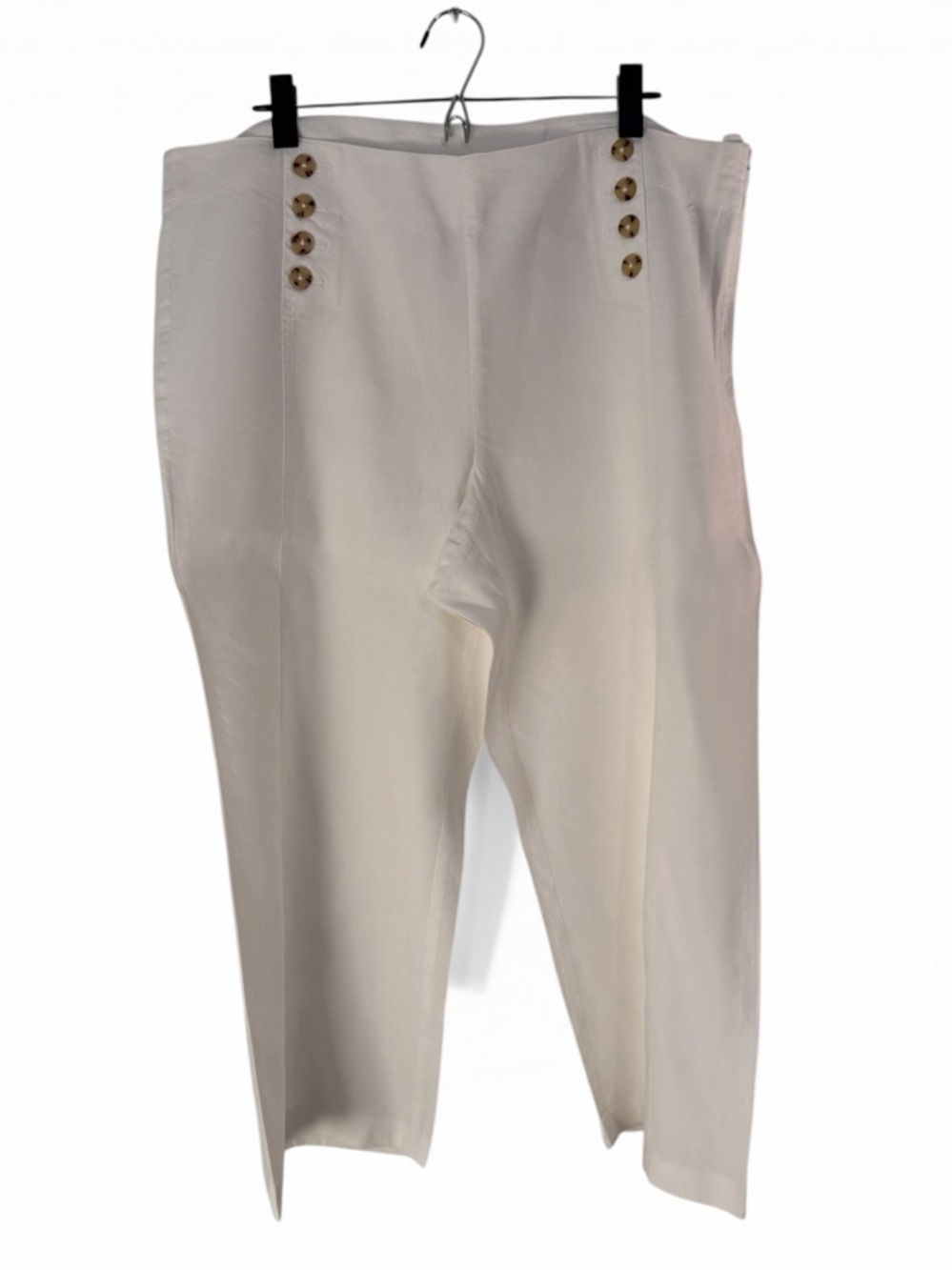 Women’s—J.Jill White Linen Stretch Pants With Sailor Button Detailing. Size 18.
